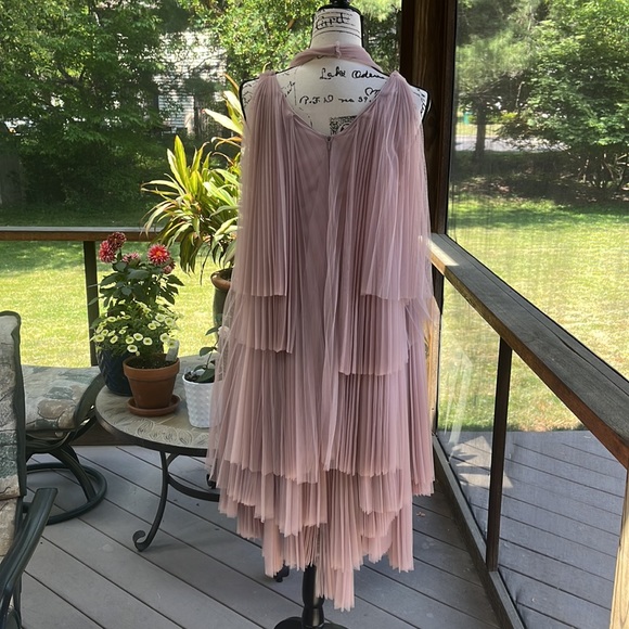 Lilith dusty pink asymmetrical dress Sized XS (runs large) - Picture 3 of 8
